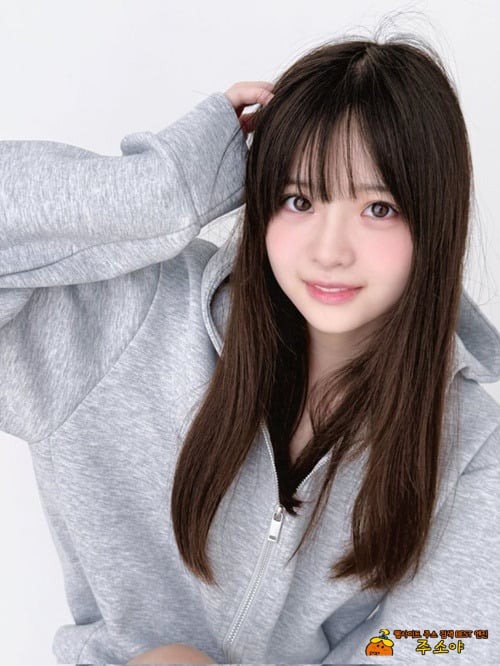 조용하고 참할것같음