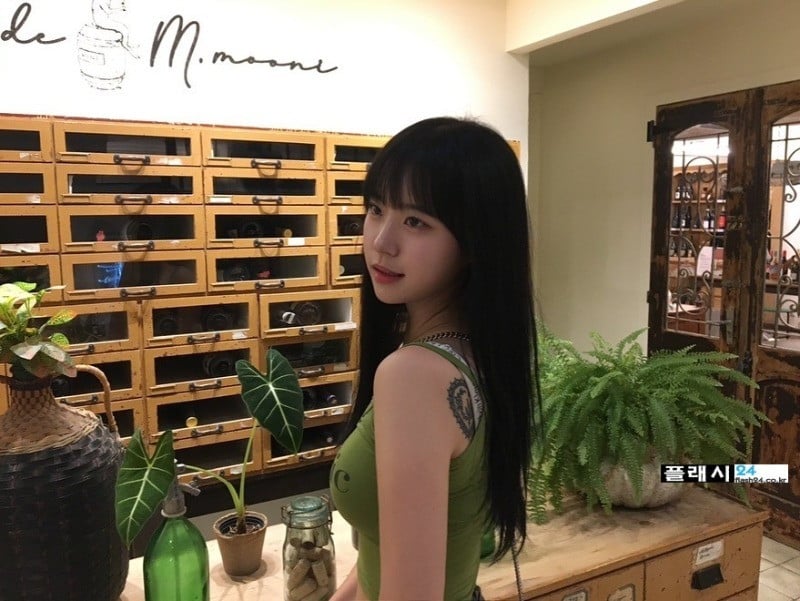 색기 넘치는 그녀