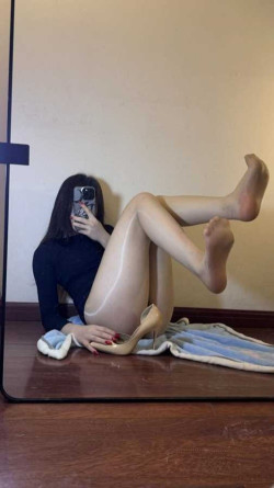 셀카? 베우신분이네