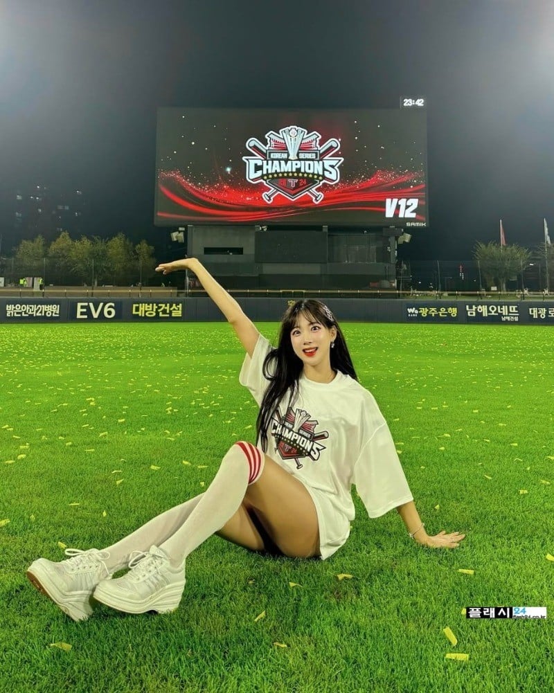 더욱 육덕진 김하나 치어리더 근황