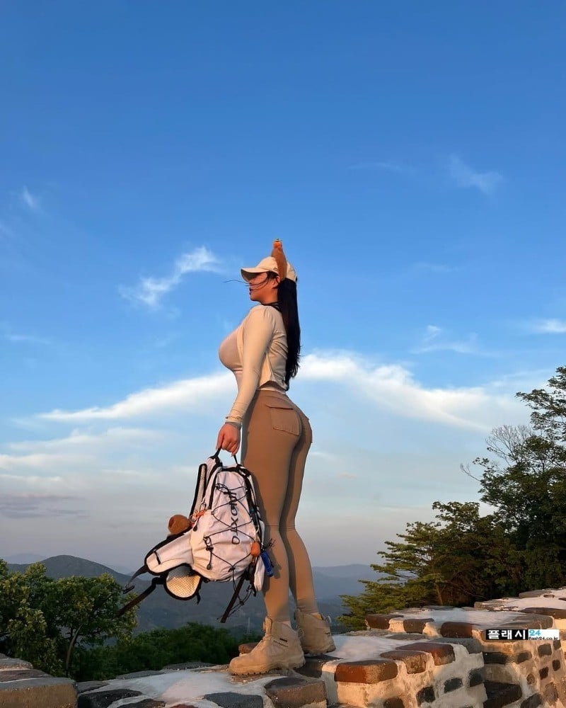 피지컬 엄청난 사격녀