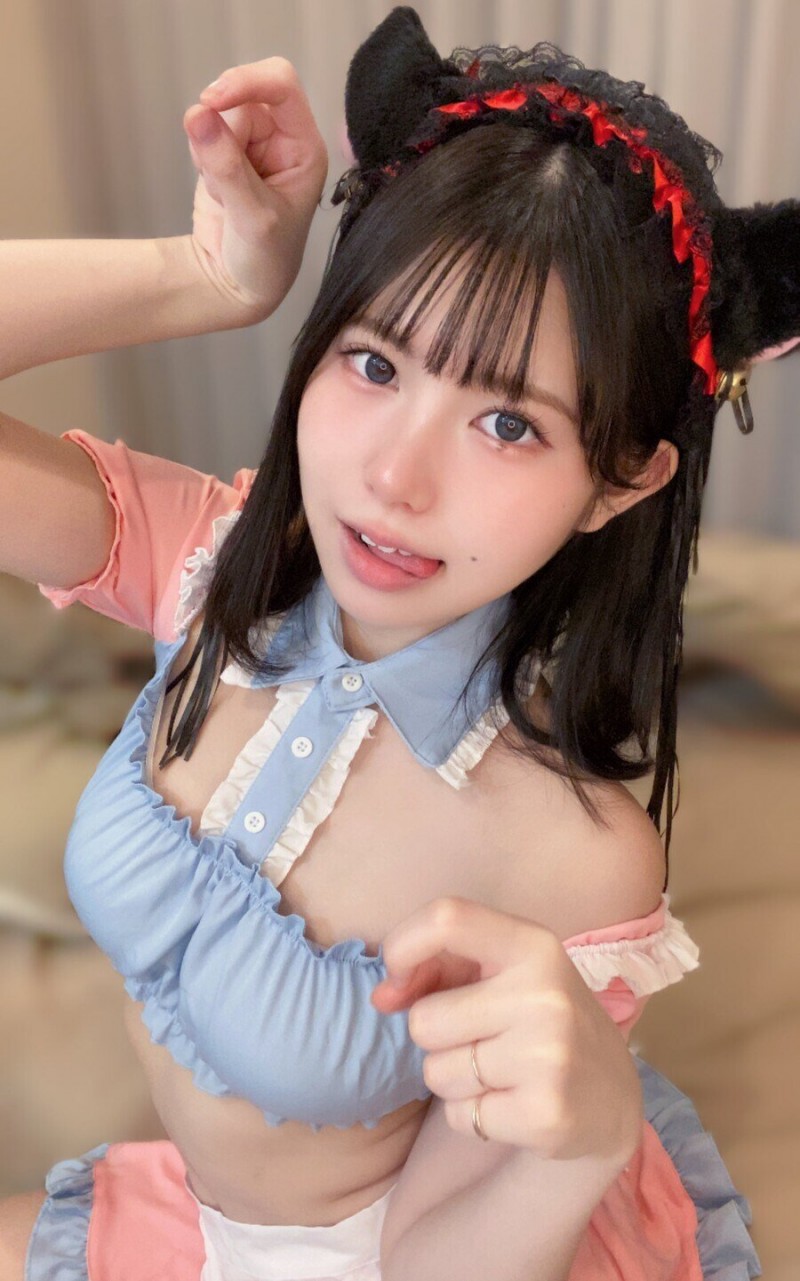 어릴때 같이놀던 친구가 사실은 여자였다 어릴때 같이놀던 친구가 사실은 여자였다