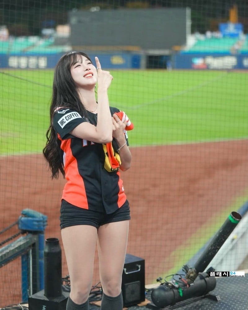더욱 육덕진 김하나 치어리더 근황