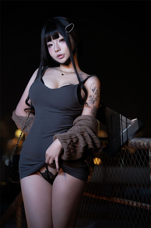 손이 왜 거기에~ 손이 왜 거기에~