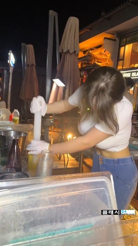 손님이 그렇게 많다는 야시장 알바