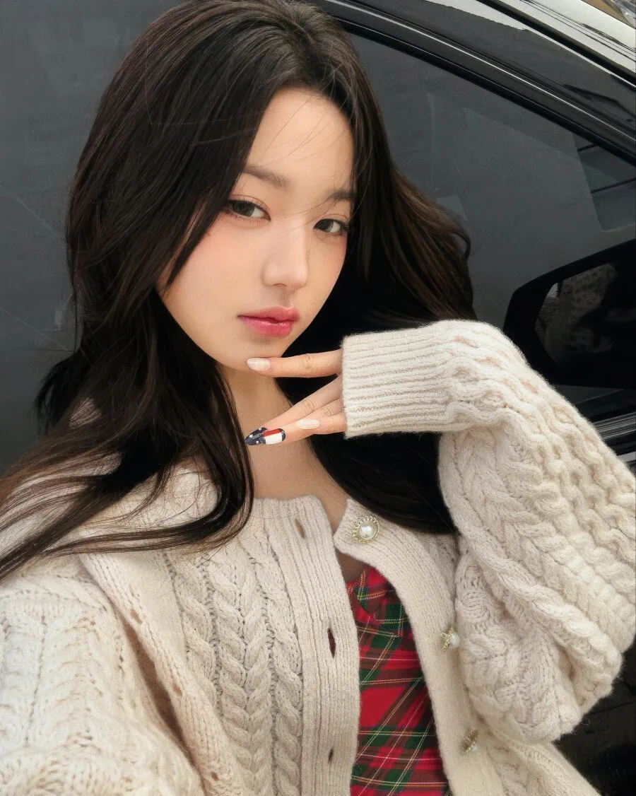 장원영 미모는 정말 폭력적이네요 ㄷㄷ 관련 이미지 1