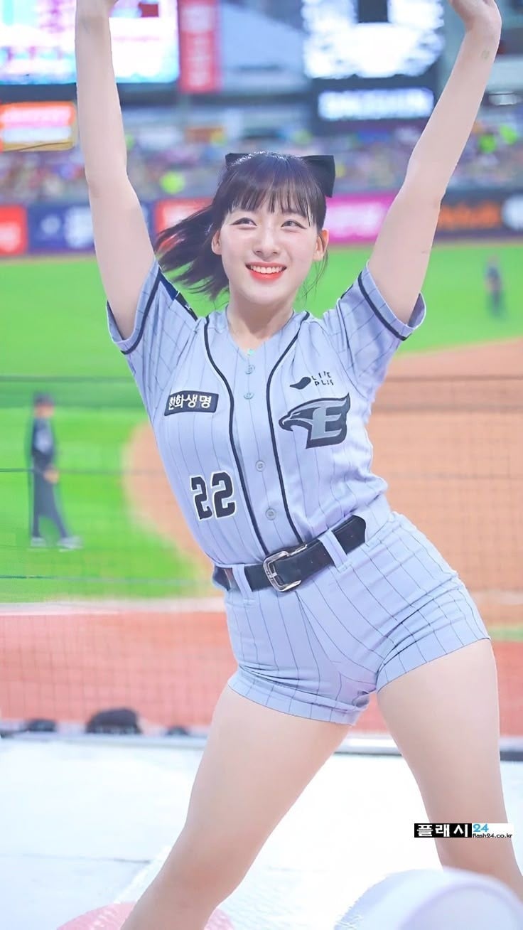 하체 장난없는 하지원 치어리더