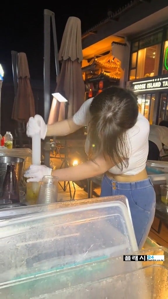 손님이 그렇게 많다는 야시장 알바