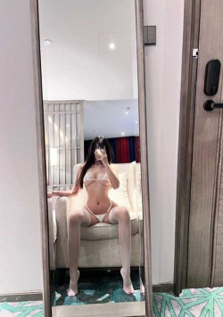 셀카? 베우신분이네