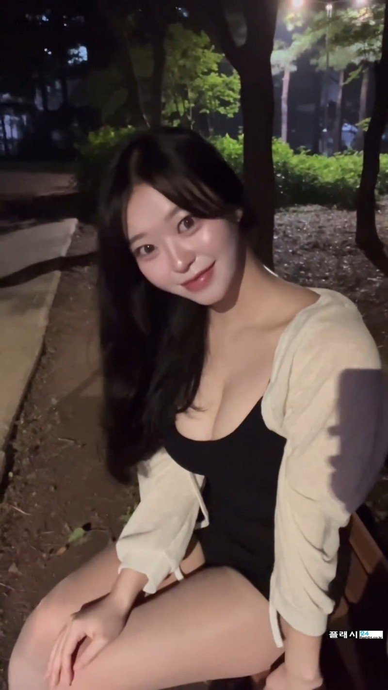 집앞 데이트 할때 여친 느낌